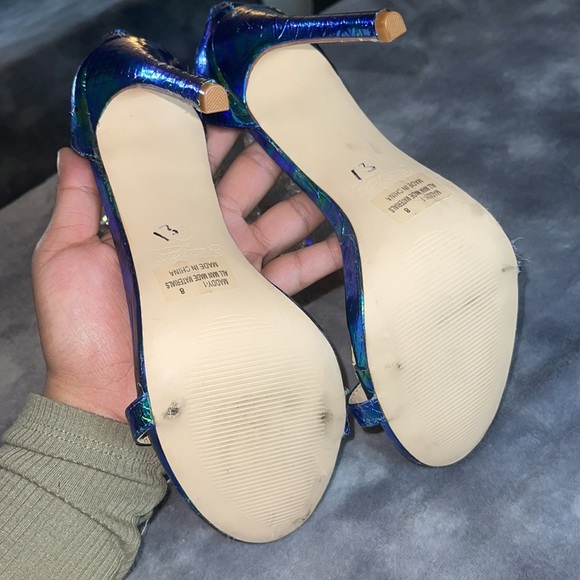 Multicolor Jeweled Snake Embossed Heel - Picture 6 of 9